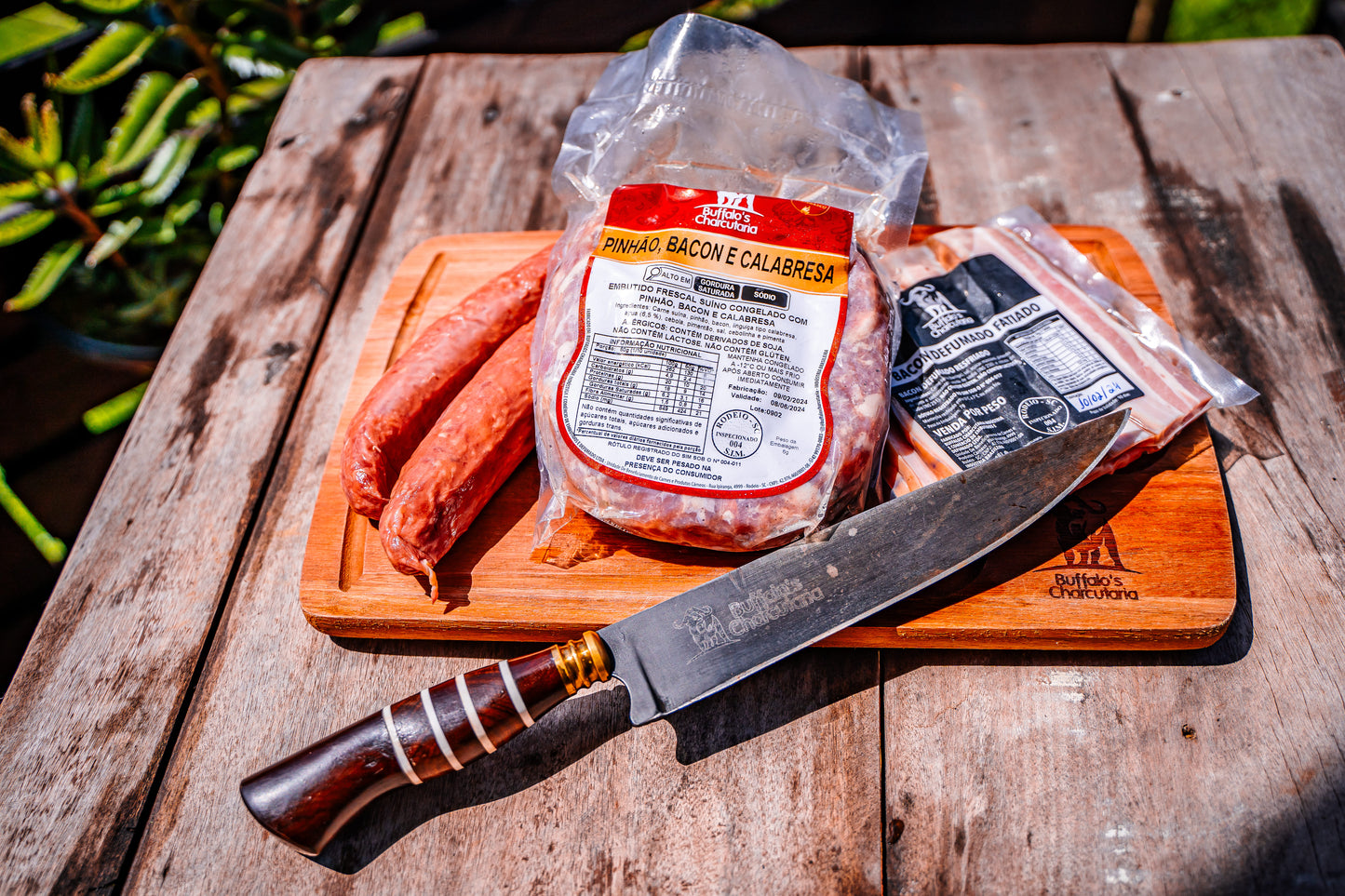 Linguiça artesanal suína com pinhão, bacon e calabresa Kg