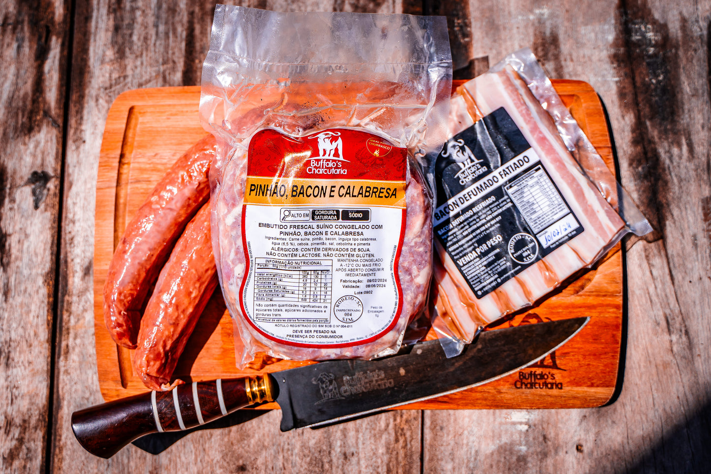 Linguiça artesanal suína com pinhão, bacon e calabresa Kg