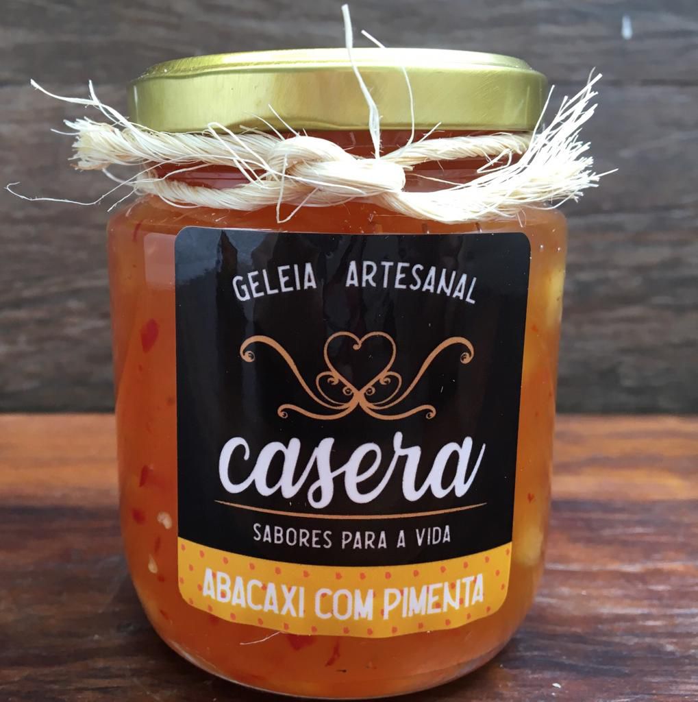 Geleia de abacaxi com pimenta